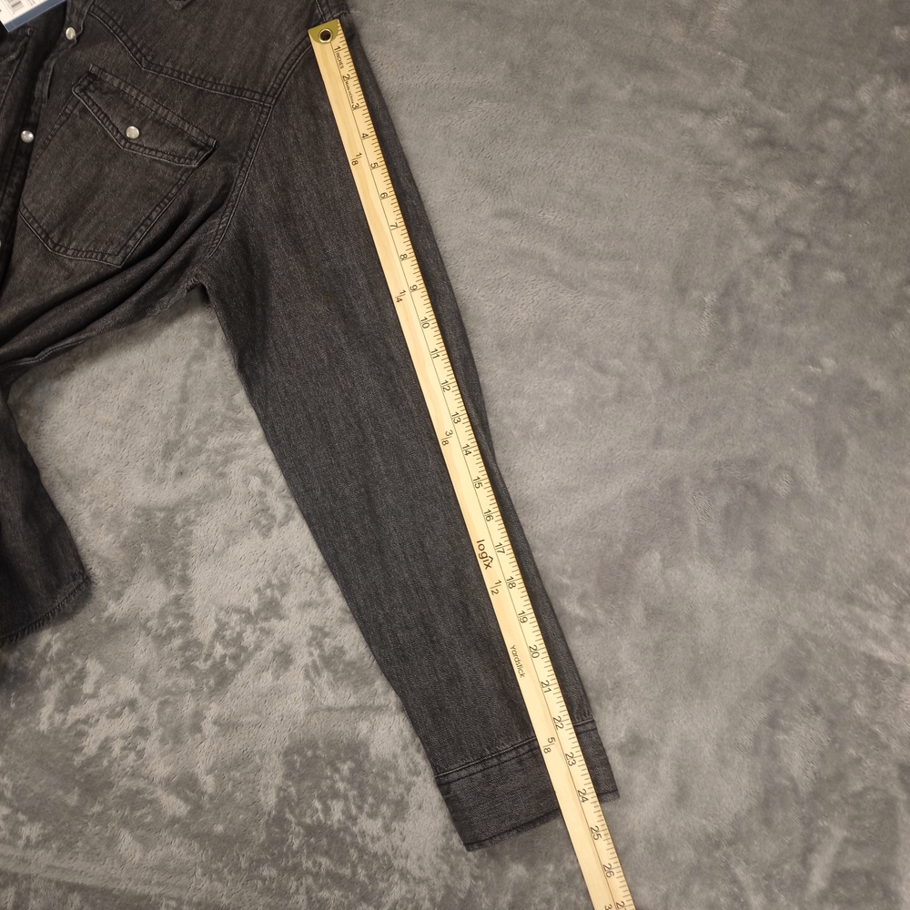 Universal Thread Womens Gray Denim Button-Up Shir… - image 11